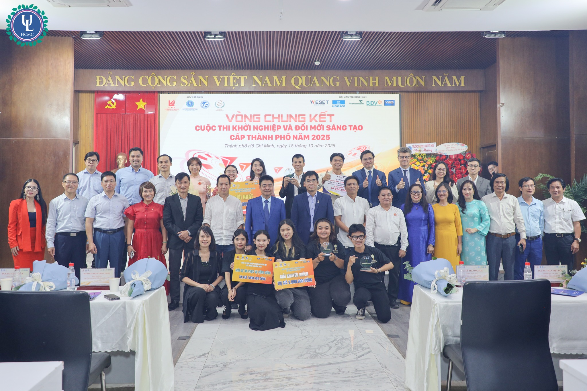 NHÌN LẠI PHẦN THI CỦA CÁC ĐỘI TẠI VÒNG CHUNG KẾT CUỘC THI KHỞI NGHIỆP VÀ ĐỔI MỚI SÁNG TẠO CẤP THÀNH PHỐ NĂM 2025