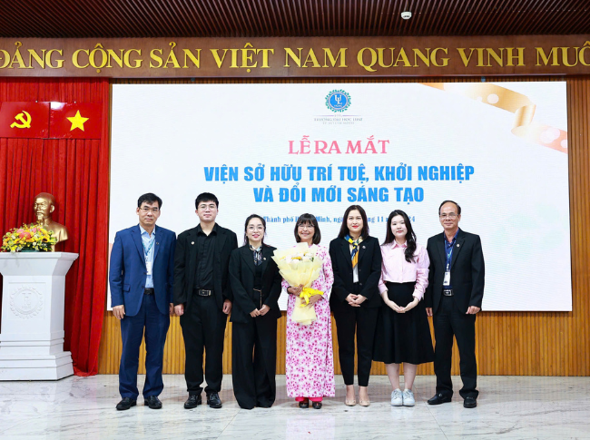 TRƯỜNG ĐẠI HỌC LUẬT TP. HỒ CHÍ MINH RA MẮT VIỆN SỞ HỮU TRÍ TUỆ, KHỞI NGHIỆP VÀ ĐỔI MỚI SÁNG TẠO